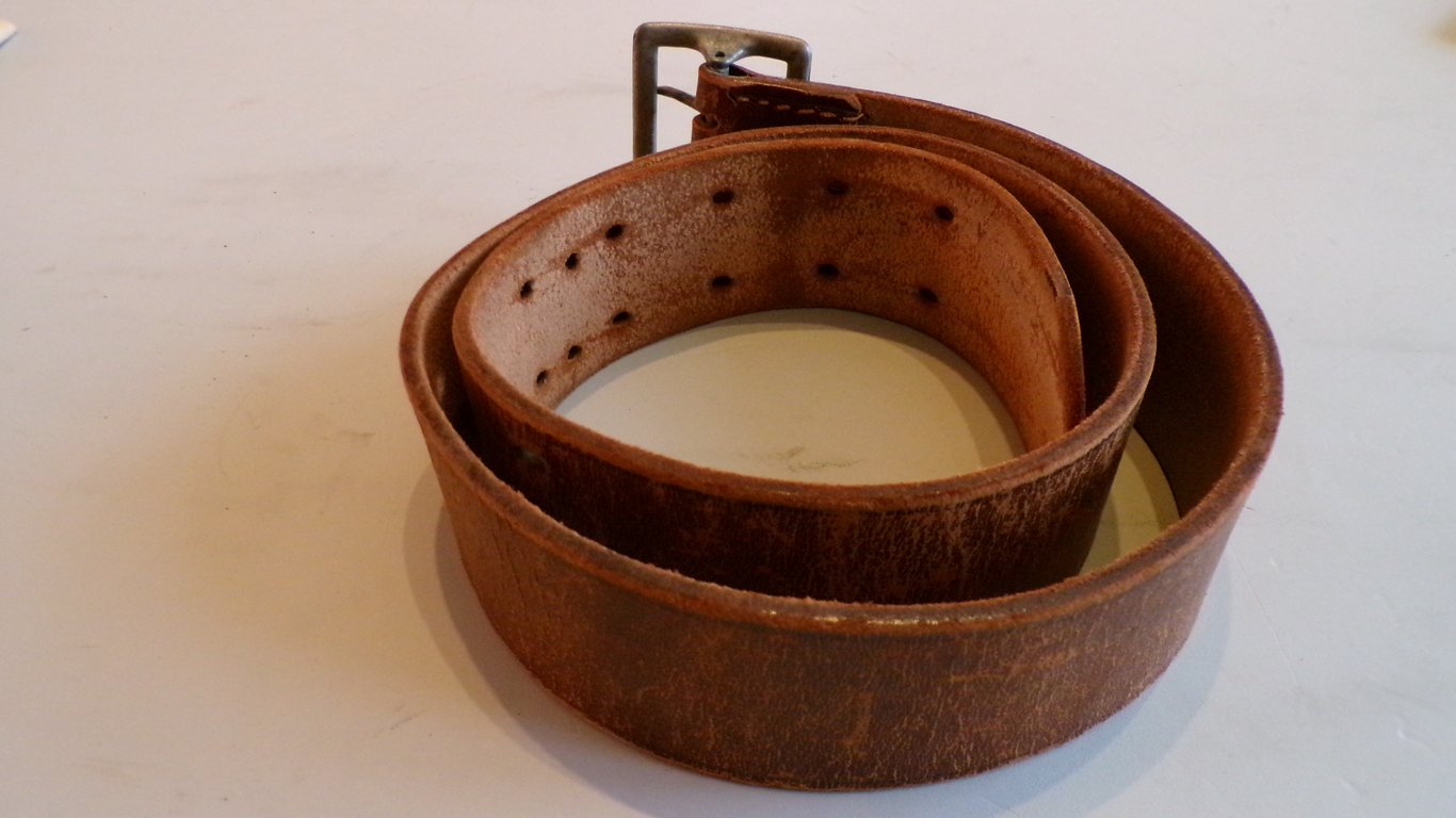 Heer / L.W Zweidornschnalle (double claw belt)