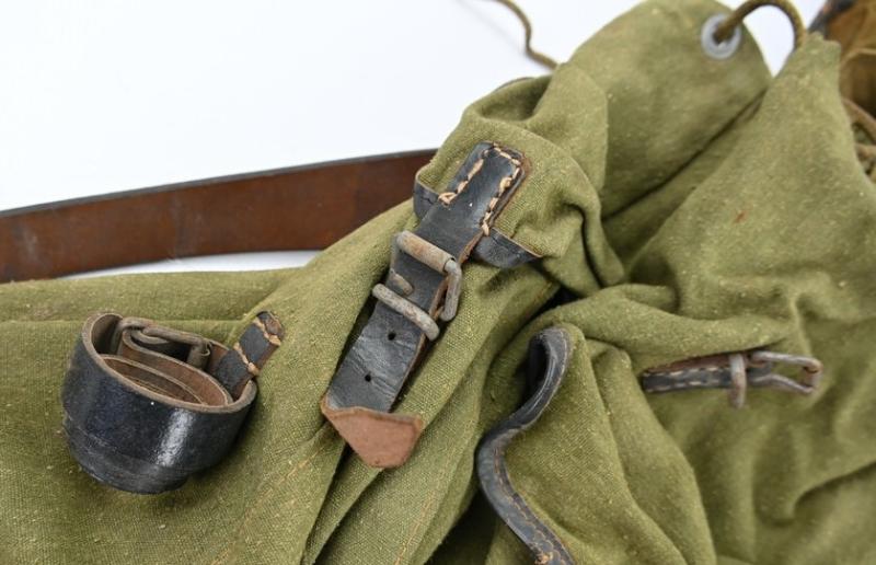 German WH Backpack with Frame