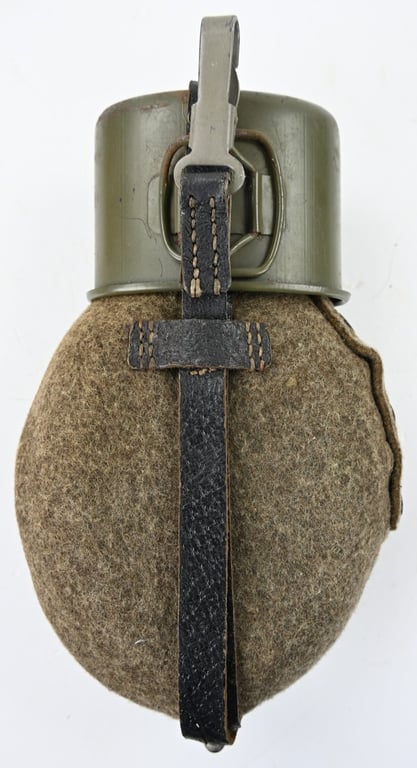 German WH M43 Canteen