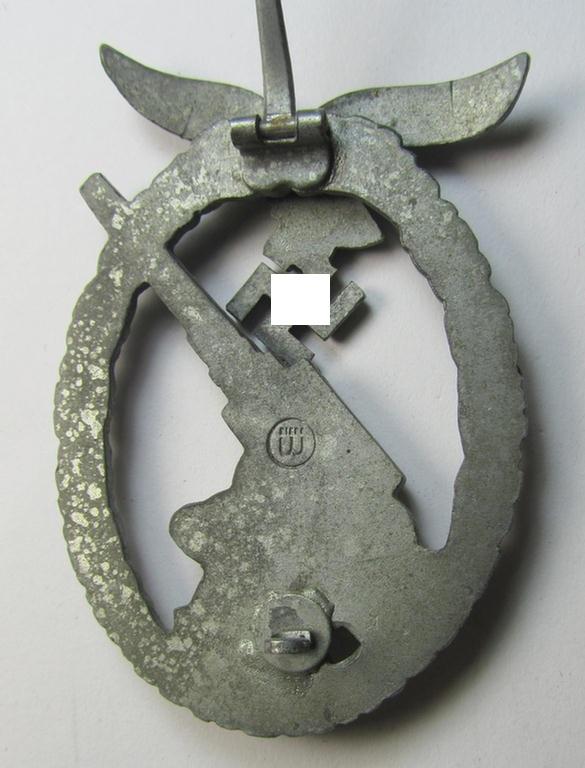 Superb - and rarely seen! - 'Feinzink'-based- example of a maker- (ie. 'ÜÜ'-) marked WH (Luftwaffe) 'Flakkampfabzeichen' (or: airforce anti-aircraft badge) being a very detailed example as was produced by the: the: 'E. Ferd. Wiedmann'-company