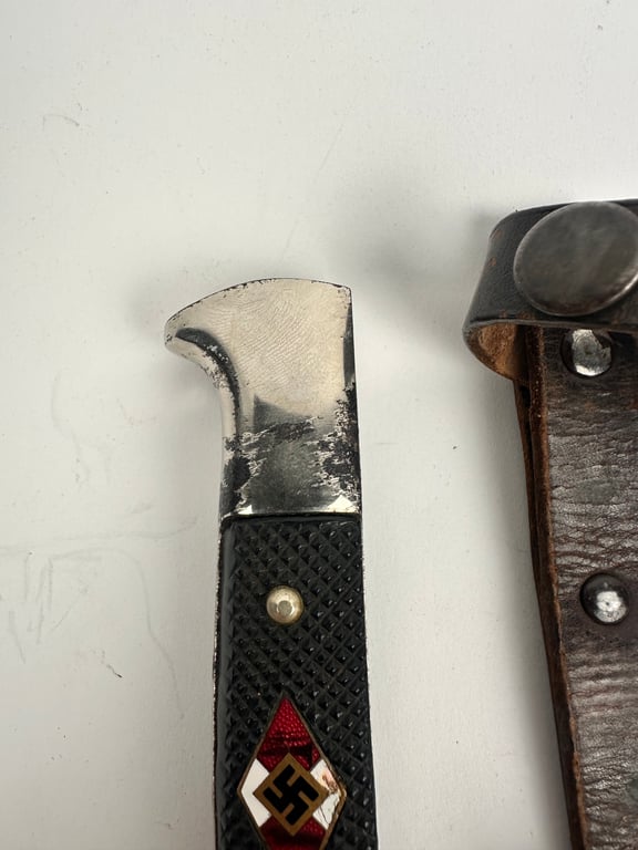 Early HJ knive "blut und Ehre!"