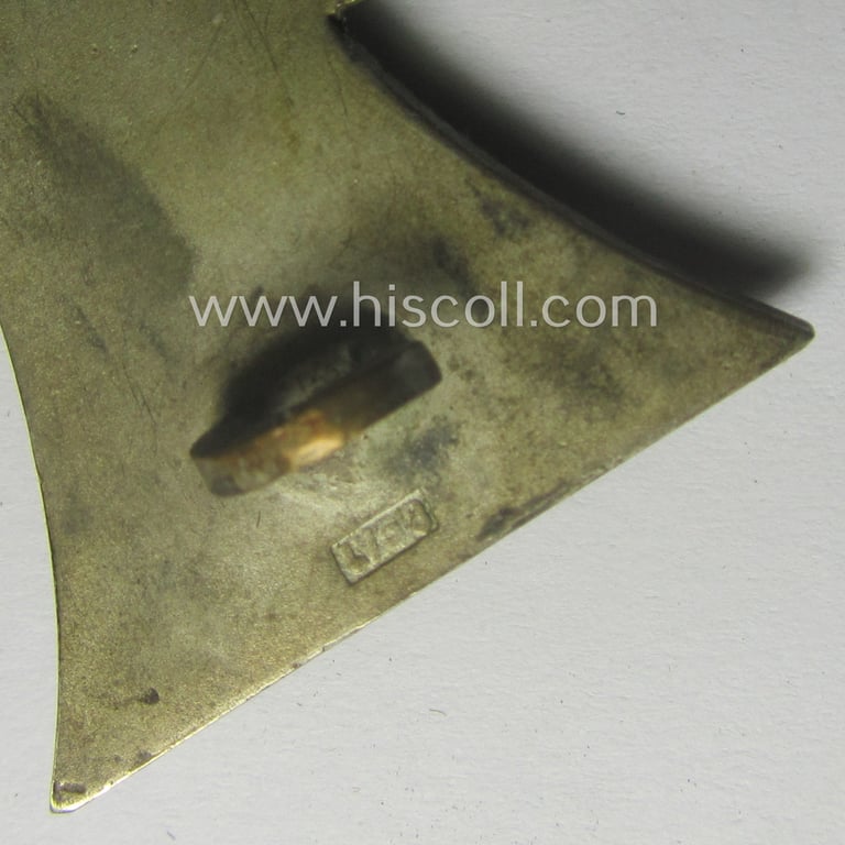 'Eisernes Kreuz 1. Klasse' being a clearly maker- ('L/53'-) marked example by: 'Hymmen & Co. - Lüdenscheid'