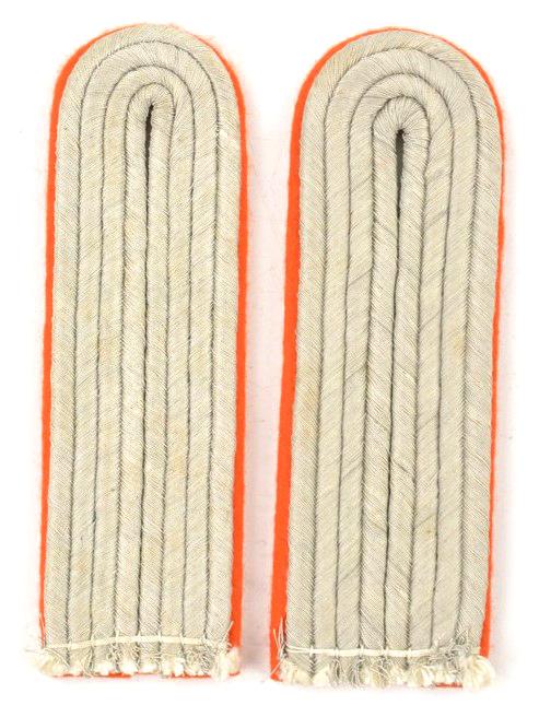 German WH Officer Shoulderboards Feldgendarmerie
