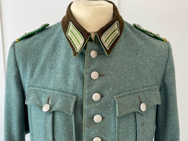 DATED 1941 WWII GERMAN WARTIME POLIZEI NCO TUNIC.