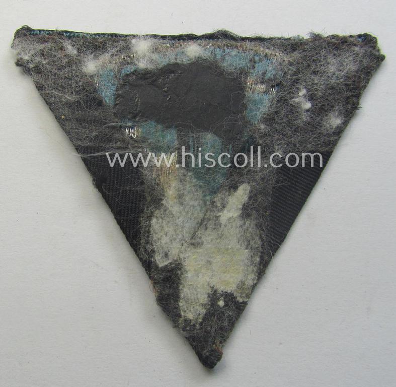 Cleary used, N.S.K.K. (ie. 'National Socialistisches Kraftfahr Korps') side-cap-eagle (ie. 'Adler für N.S.K.K.-Schiffchen o. Lagermütze') being a 'flat-wire-woven'-example onto a bright-blue-coloured background