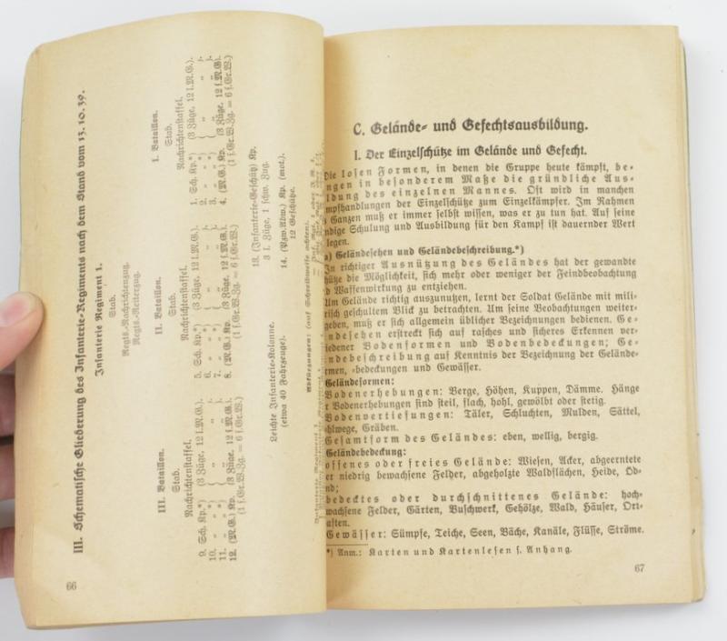 German WH Book 'Soldatenfibel Infantriedienst'