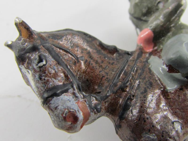 Lineol Wehrmacht Soldier ( 4 cm ) on Horseback