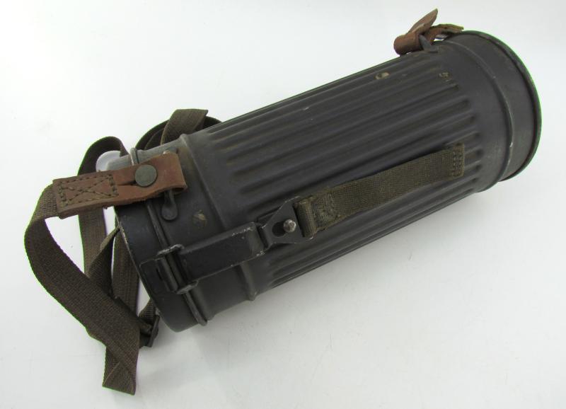 Luftwaffe issued Gasmask Cannister With Contents