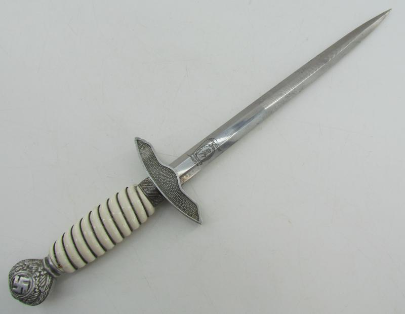 Luftwaffe Dagger by E. Pack Solingen