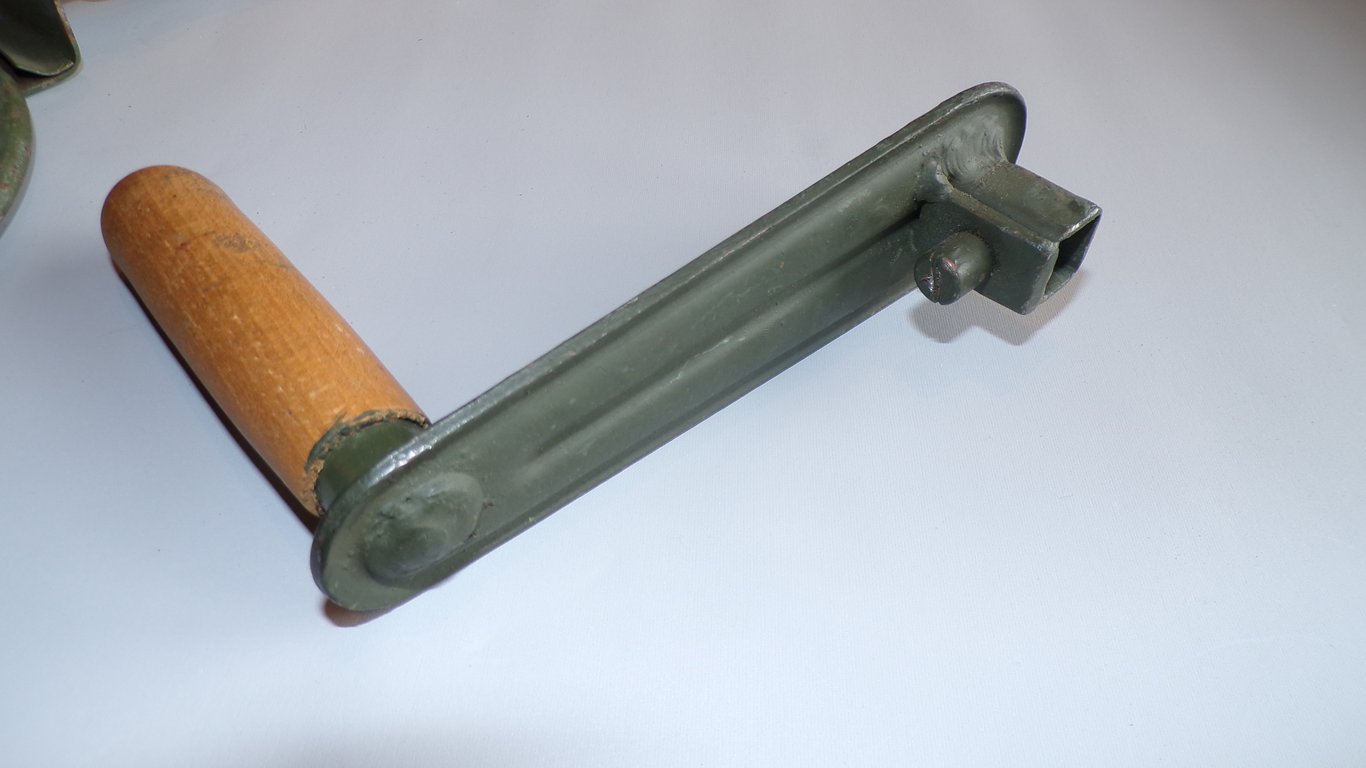 Hand-Held Field Telephone Cable Reel (Abspuler)