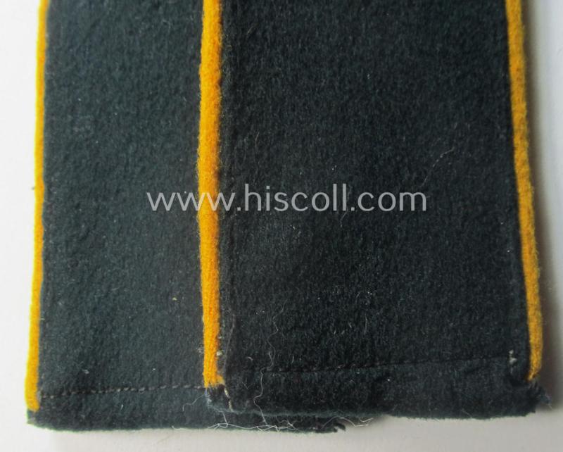 Pair of WH (Heeres) early-war-period- (ie. 'M36'- ie. 'M40'-pattern), EM-type shoulderstraps as was intended for a: 'Soldat eines Kavallerie- o. Reiter-Rgts.'