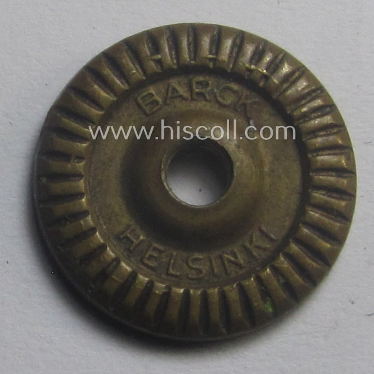 Attractive - and scarcely encountered! - so-called: Finnish-/German: 'Nordfrontkreuz', being a white-/blue-coloured and maker- (ie. 'Barck - Helsinki'-) marked 'variant' that shows the text: 'Pohjoisrintama - Die Nordfront - 1941/43'