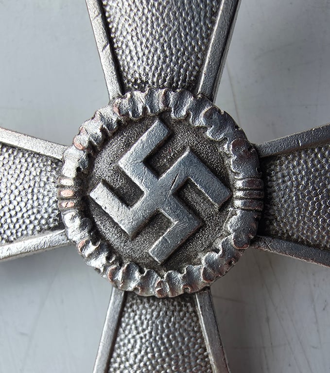 WW2 German War Merit Cross 1st class w/o swords and box