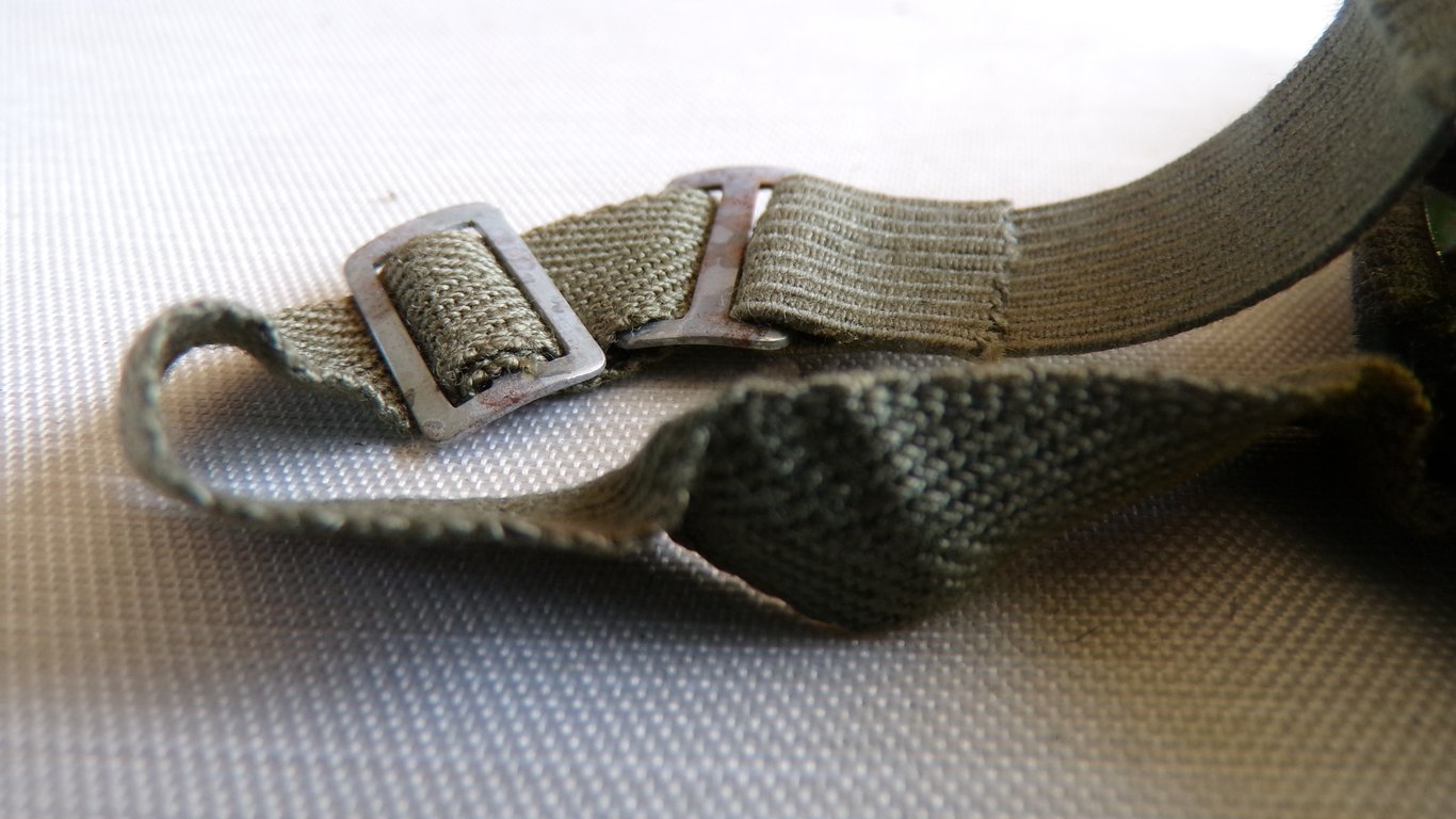WH Goggles in Original Paper Pouch - G. Posch 1942