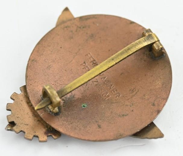 German Hitler Youth 'Kreissieger 1938' badge