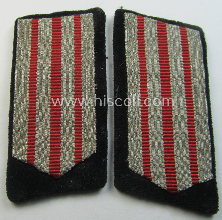 Attractive - fully matching and scarcely found! - pair of FAD (ie. 'Freiwilligen Arbeitsdienst') velvet-based, officers'-type collar-tabs (being of the pattern as was used in the period between 1932-36) as was intended for a: 'FAD-Oberfeldmeister...