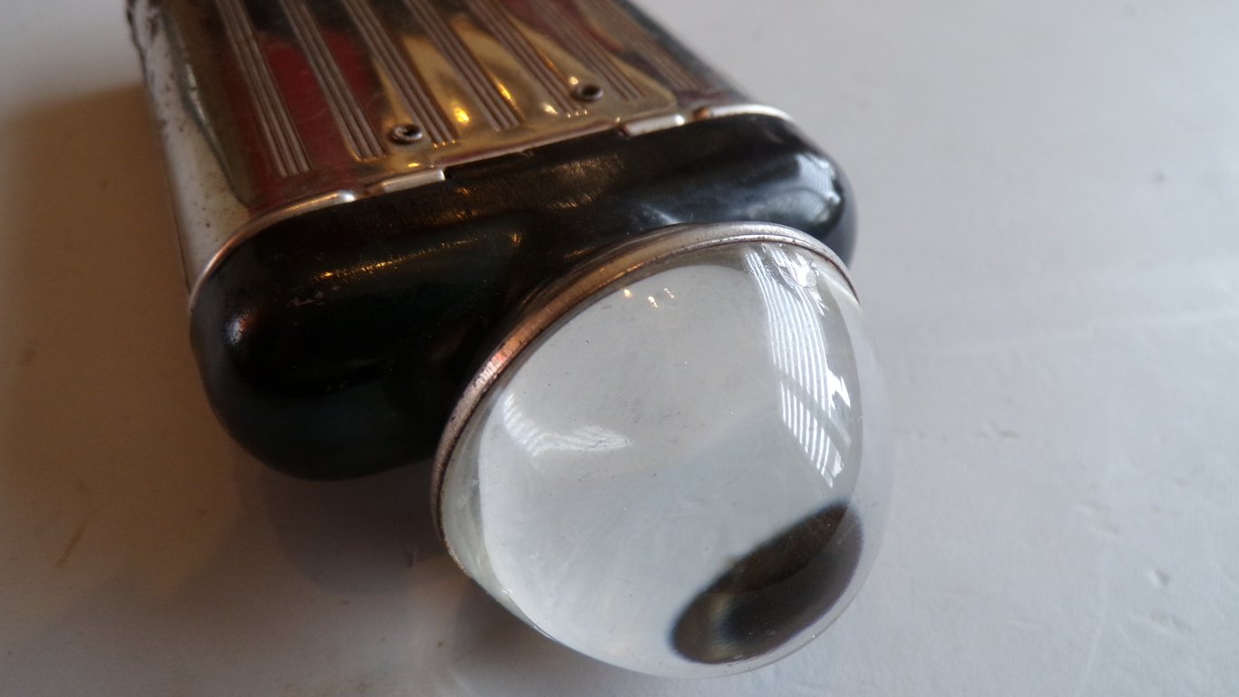 Pertrix 603 flashlight