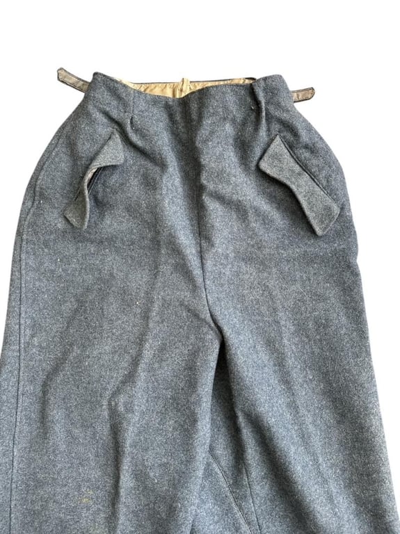 Luftwaffe Flakhelferin (AA helper) M44 trousers