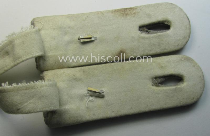 Fully matching - and/or scarcely encountered! - pair of WH (Heeres), neatly 'cyphered', officers'-type shoulderboards  as was intended for a: 'Leutnant eines Infanterie-Lehr-Abts. o. Rgts.'