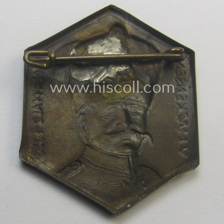 Commemorative, golden-bronze-toned, so-called: 'N.S.D.A.P'-related day-badge (ie. 'tinnie') showing a detailed illustration of the field-marschal (and WWI-hero!) August von Mackensen and showing the text: 'v.Mackensen in der Pfalz 1930'