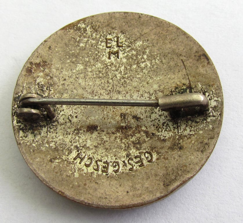 Deutsches Rotes Kreuz (DRK) Helferin Badge (ELM)