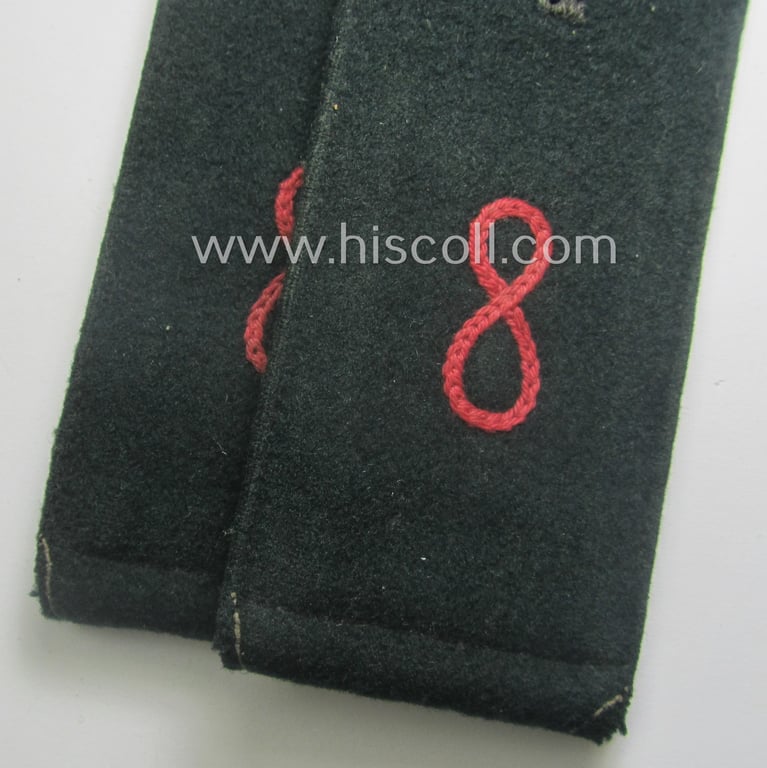 Pair of WH (Heeres), 'cyphered', so-called: 'M36'-pattern and/or pointed-style) EM-type shoulderstraps: 'Sld. des Panzerjäger-Abtlgs. 8'