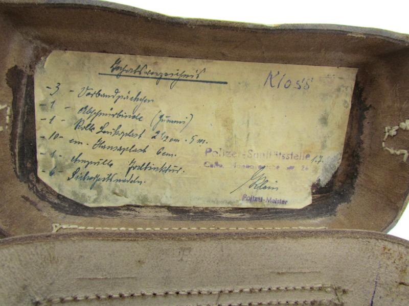 Wehrmacht ‘Sanitäter’ medic pouch by dny 1942