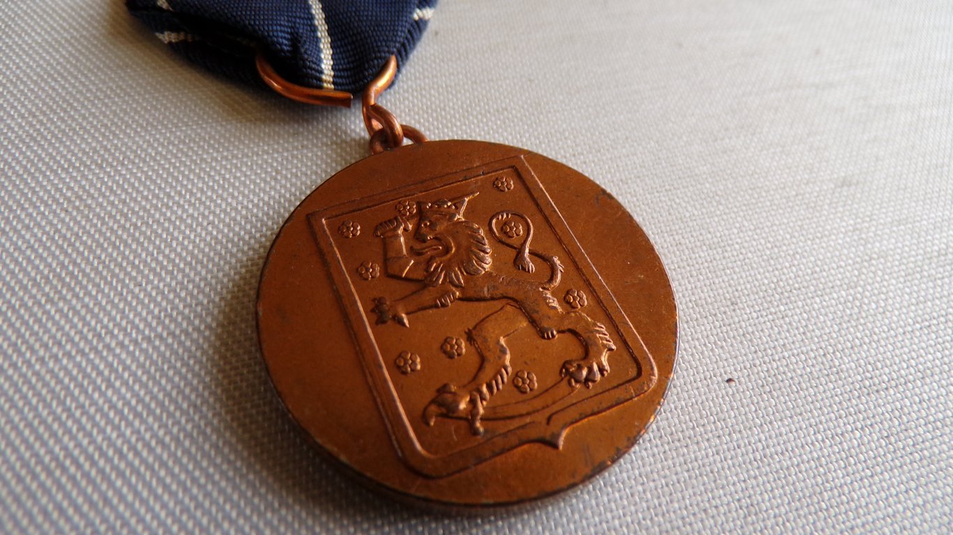 Finnish WWII Medal Pair