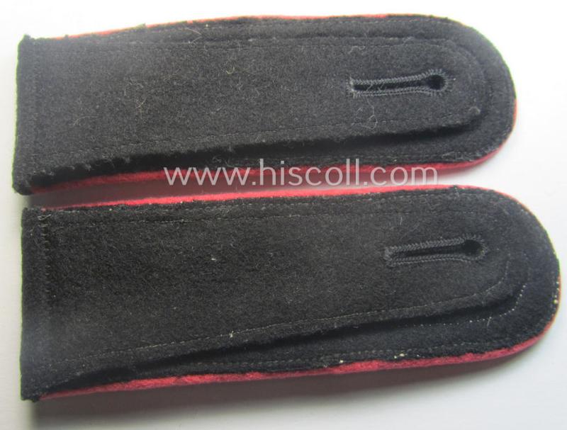 Superb - and rarely found! - pair of WH (Heeres) 'cyphered', NCO-type shoulderstraps (for usage onto the black-coloured, 'wrap-around'-styled Panzer-tunics)  as intended for usage by an: 'Oberfeldwebel des Panzer-Rgts. 36'