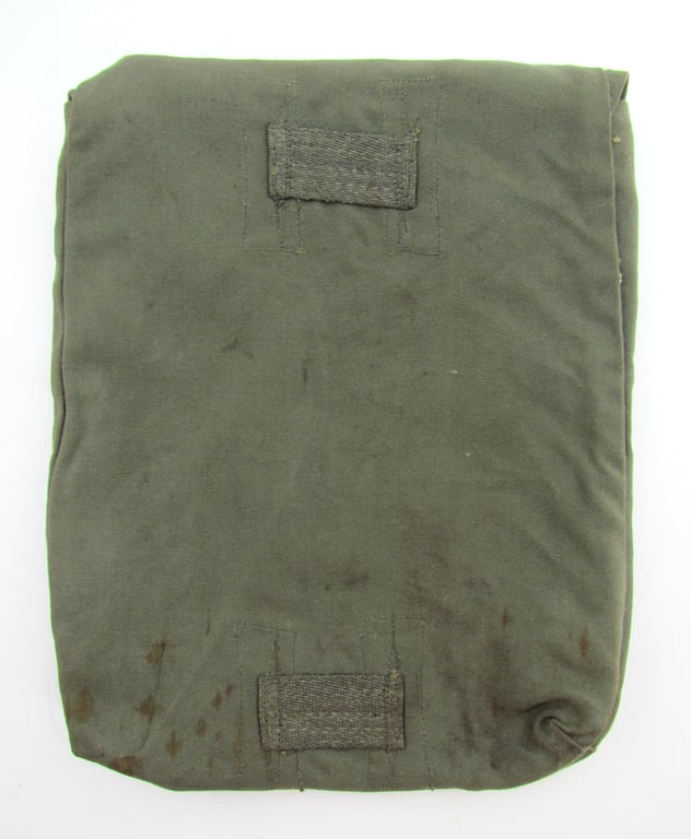 Late war Wehrmacht Gasplane (Gascape) Pouch