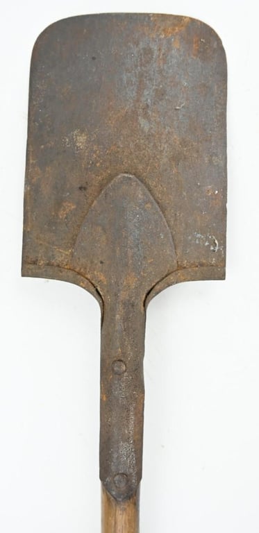 German WH Entrenching Tool