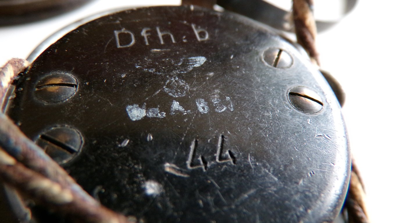 Wehrmacht Dfh.b (44) & Rare Dfh.f (43) Headphone Set