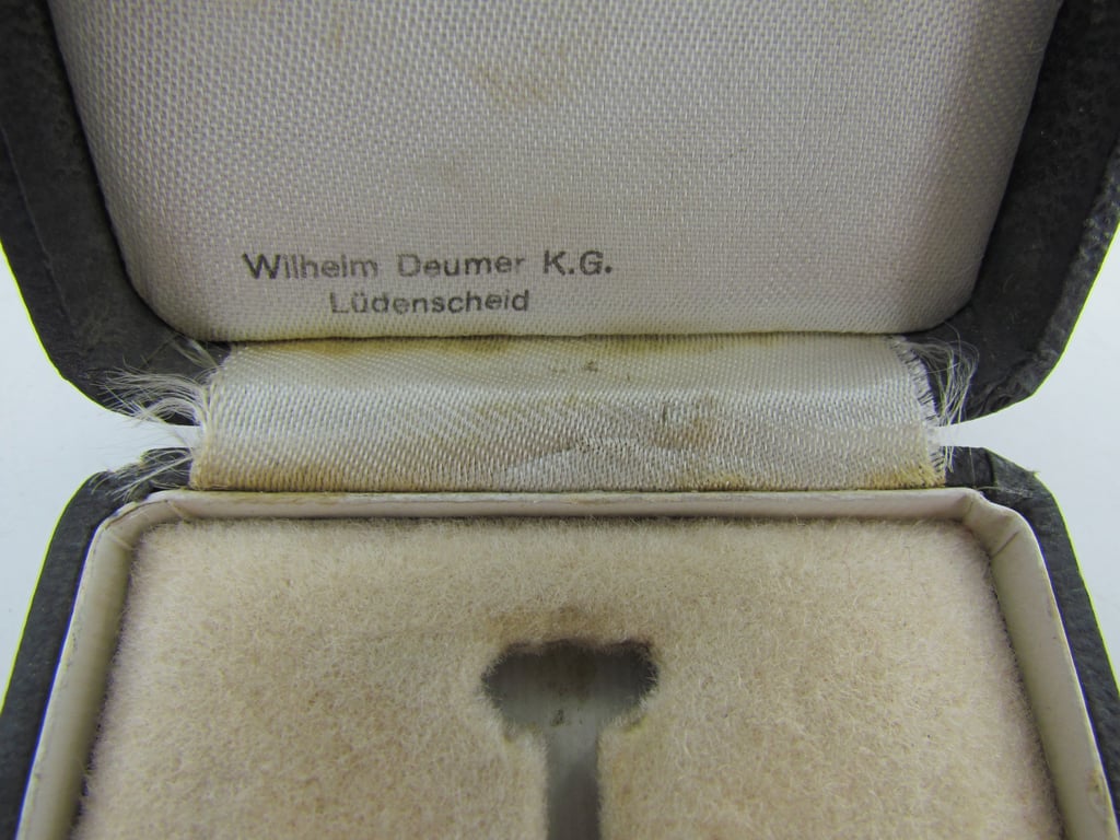 Case for an Iron Cross 1st Class by Wilhelm Deumer