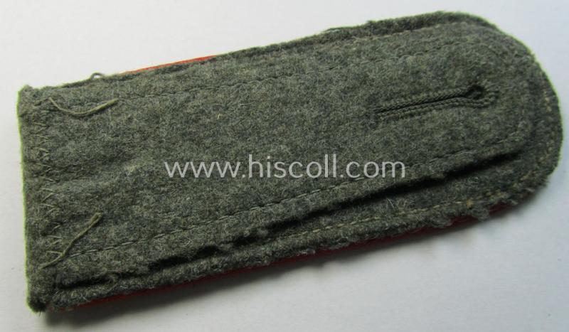 Single, mid-war-period WH (Heeres) so-called: 'M43'-pattern, NCO-type shoulderstrap as was intended for - and worn by! - an: 'Unterwachtmeister eines (Sturm)Artillerie-Regiments'