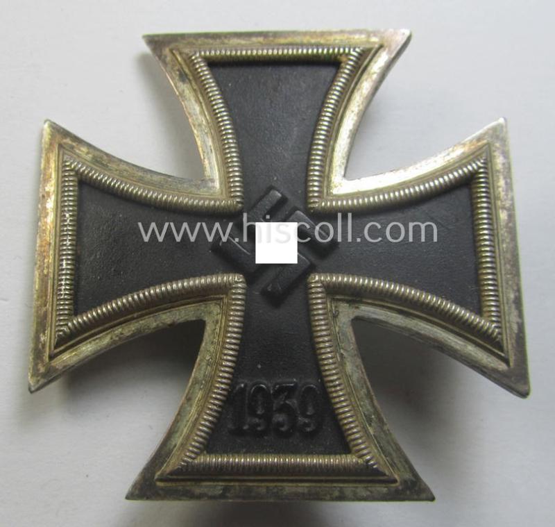 'Eisernes Kreuz 1. Kl.' (or: Iron Cross 1st class) being a (typical) maker- (ie. '4'-) marked example as was produced by the maker (ie. 'Hersteller'): 'Steinhauer & Lück'
