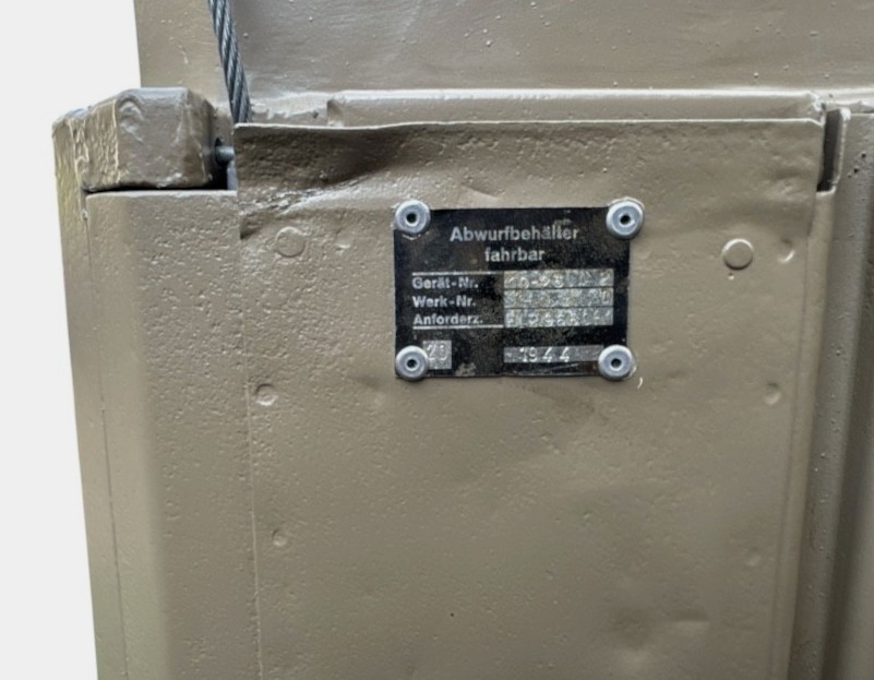 Fallschirmjäger Drop container (Abwurfbehälter) for weapons and ammunition (Mehrzwecke)