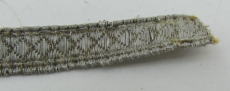 Wehrmacht NCO ‘Unteroffizier’ silver collar tresse