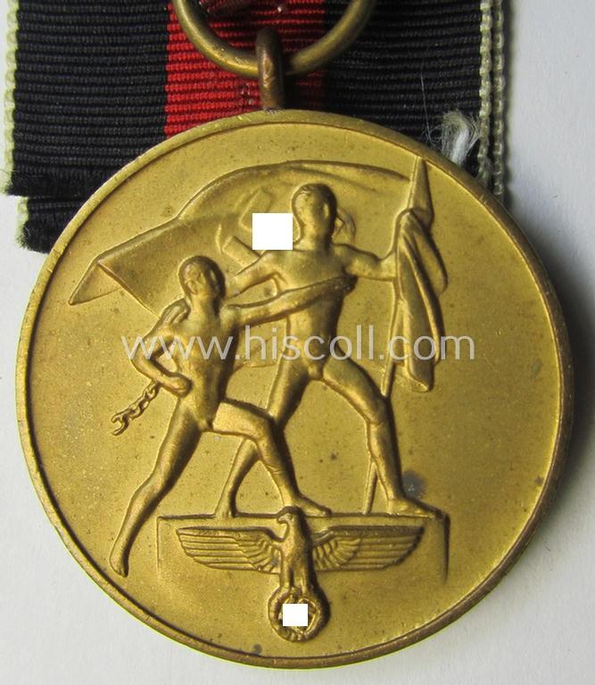 Attractive, WH Czech-occupation- (ie. 'Anschluss'-) medal: '1. Oktober 1938' being a neat (albeit minimally tarnished) example that comes mounted onto its period ribbon as issued and/or recently found