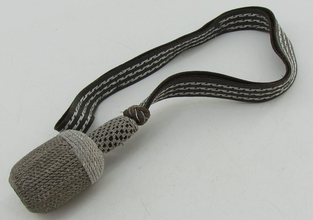 Wehrmacht (Heer) Officer's Sword Portepee (Portepee für Säbel der Offiziere).