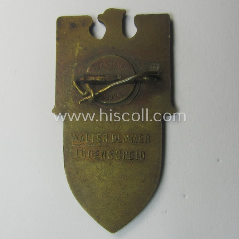 Commemorative - and luxuriously styled! - bright-golden-coloured, N.S.D.A.P.-related 'tinnie' being a maker- (ie. 'Walter Demmer'-) marked example depicting an illustration of an eagle and bearing the text: 'N.S.D.A.P. Gautag - Pommern - 1933'