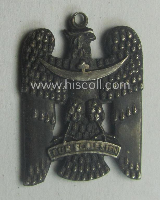 'Schlesisches Bewährungsabzeichen der II. Kl.' (or: 'Schlesischer Adler 2. Stufe') being a just moderately used example that comes mounted onto its full-length ribbon (ie. 'Bandabschnitt') and accompayning miniature as found