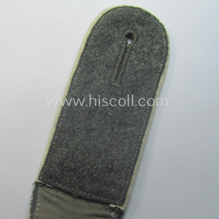 Superb - albeit single! - early- (ie. mid-) war-period- (ie. 'M40'-pattern) neatly 'cyphered' WH (Heeres) EM-type shoulderstrap as was intended for a: 'Soldat der Infanterie-Truppen u. Mitglied des Wehrkreis-Kds. 5'