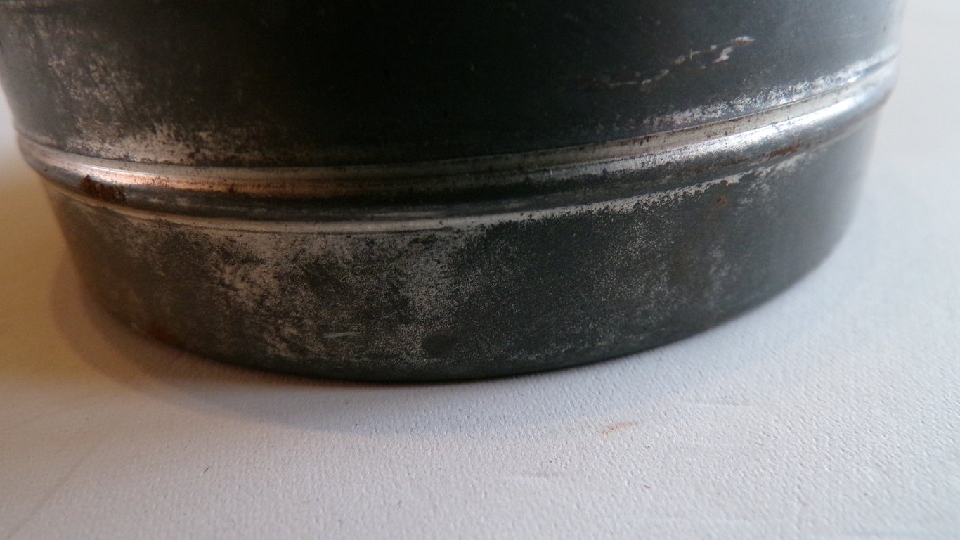 Lederfett (leather grease)