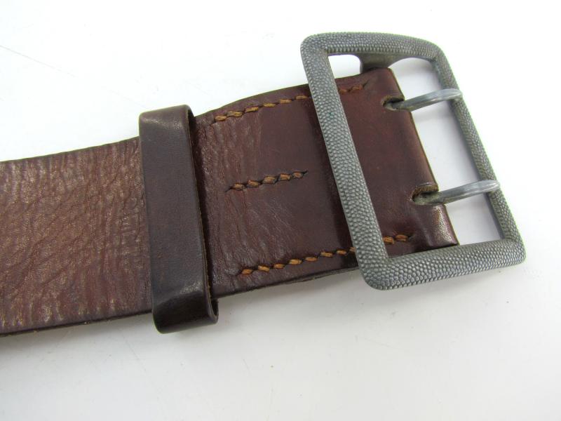 Wehrmacht Brown Leather officer ‘Zweidorn’ double claw belt
