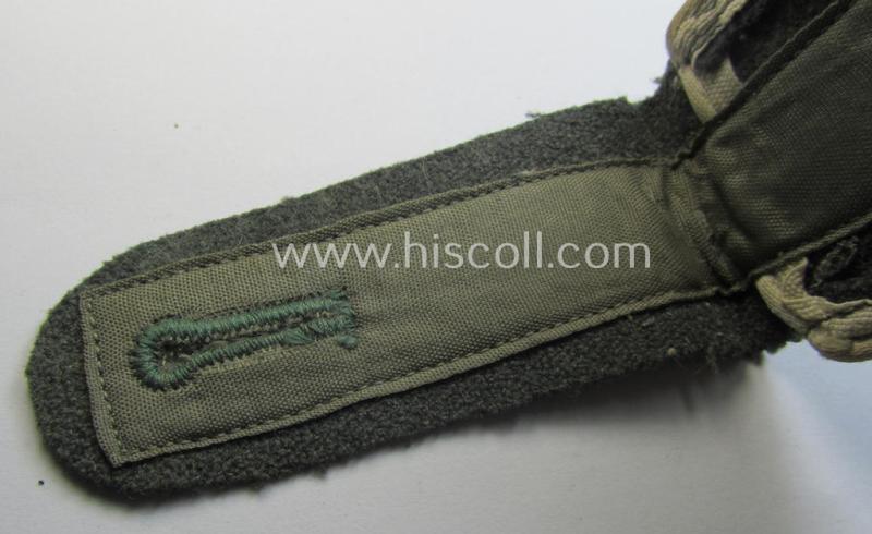 Neat - regrettably single but nevertheless scarcely encountered! - WH (Heeres) later-war period- (ie. 'simplified'- ie. 'M44-'-pattern-) EM-type shoulderstrap as was intended for (and used by!) a: 'Soldat der Infanterie-Truppen'
