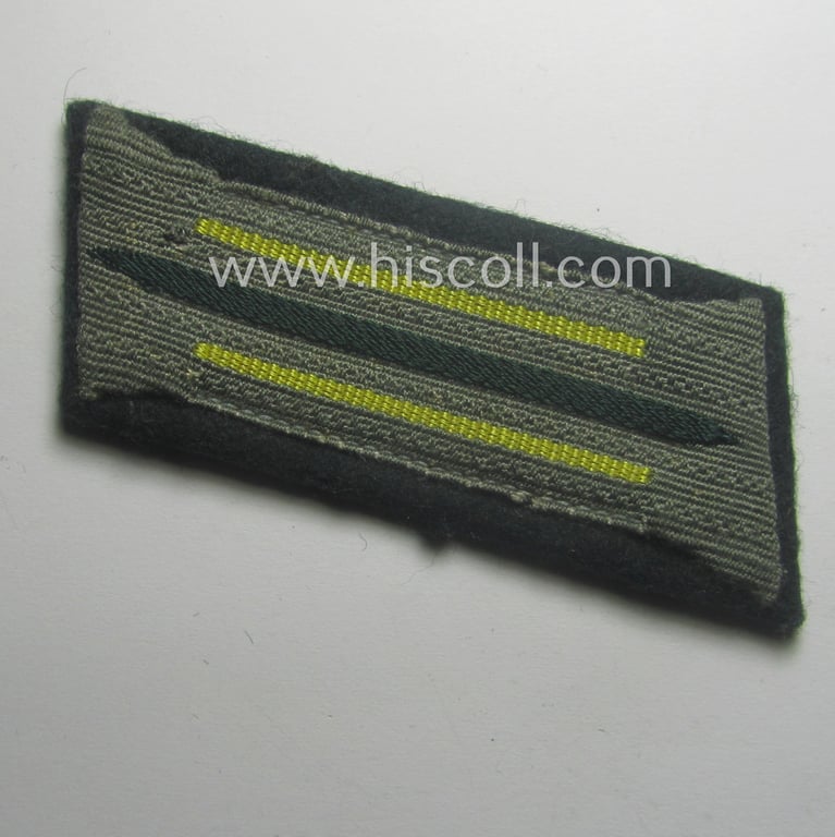 Fully matching pair of pre- (ie. early-war-) period WH (Heeres) 'M36' (ie. 'M40'-) type collar-patches (ie. 'Einheitskragenspiegel') as piped in the bright-yellow-coloured branchcolour as intended for usage by a: 'Soldat der Nachrichten-Trpn.'