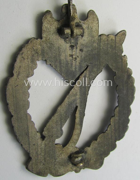 Neat, 'Infanterie Sturmabzeichen in Silber' being a non-maker-marked and/or quite converse, 'solid-back' example maker as executed in bright silver-coloured, zinc-based metal as was produced by a (by me) unidentified maker