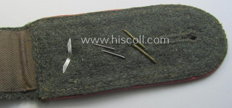 Single - but nevertheless rarely seen! - WH (Heeres) mid-war-period- (ie. 'M43'-pattern) 'cyphered', NCO-type shoulderstrap as was intended for a: 'Feldwebel des Kradschützen-Bataillons 8 der Pz.- u. Inf.-Div.'