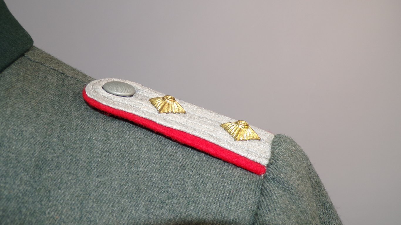 Tunic from a Hauptmann Artillerie