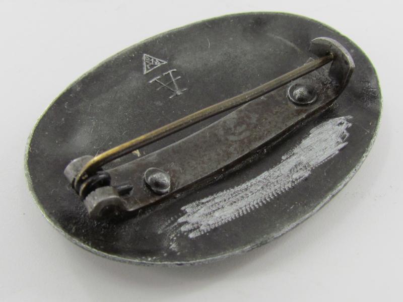 RADwJ Commemorative Service Brooch